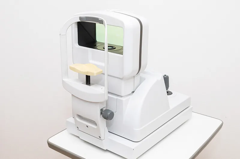 両眼開放オートレフケラトメーター