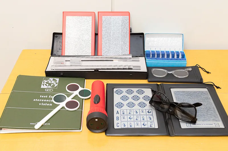 各種 眼位・両眼視機能検査